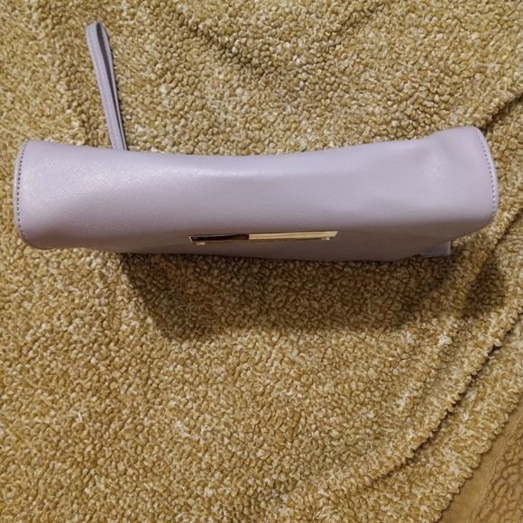 BETSEY JOHNSON PURSE - Picture 7 of 11